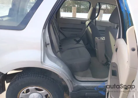 2008 Ford Escape Xls/Xls Manual from USA, damaged, VIN 1FMCU02Z68KD32078